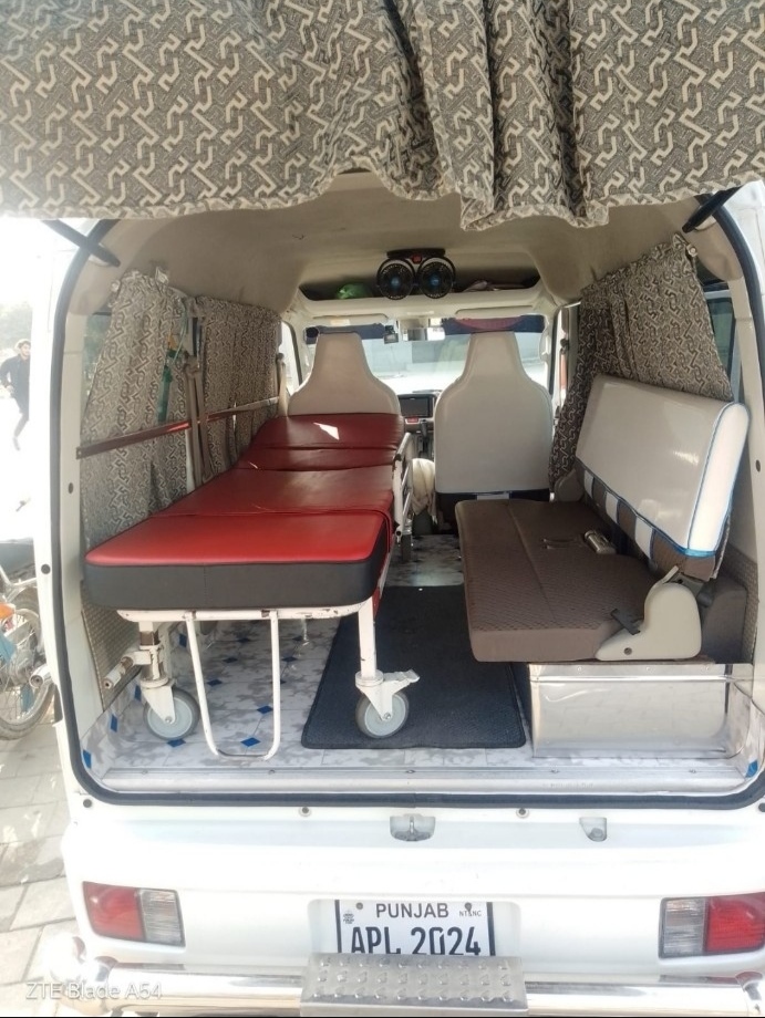 Compact ambulance interior