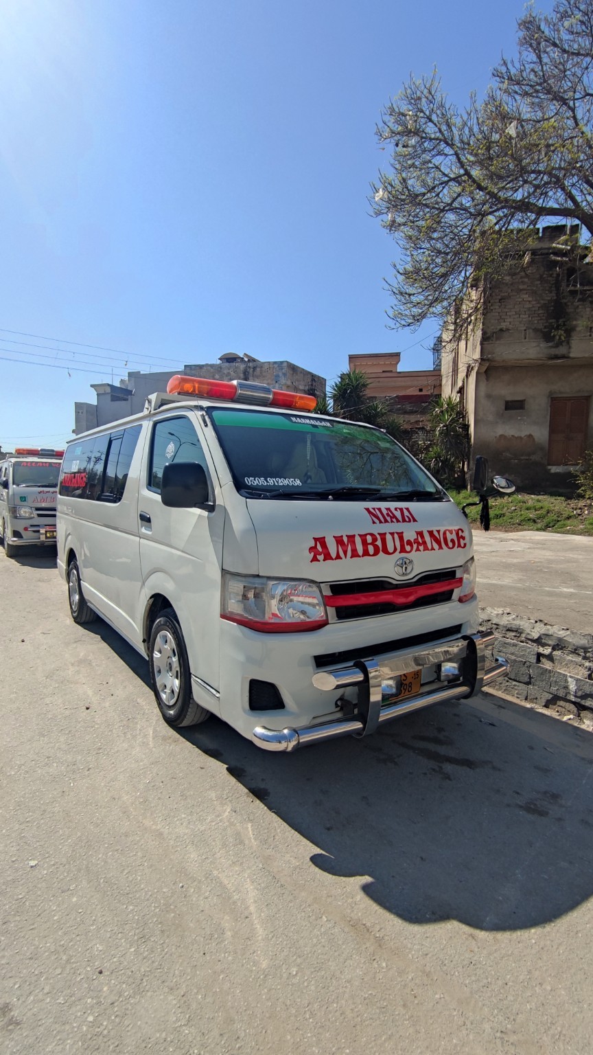 Toyota Hiace Ambulance Lahore